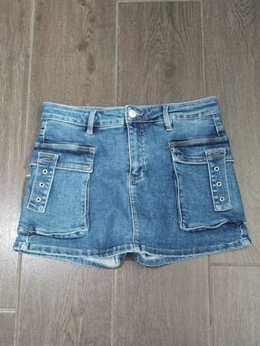 Risen Denim Cargo Pocket Women’s Skorts size M